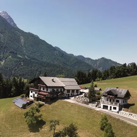 Sonnfeld 3*