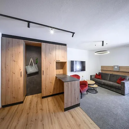 Hotel Hotel Sonnfeld 4*