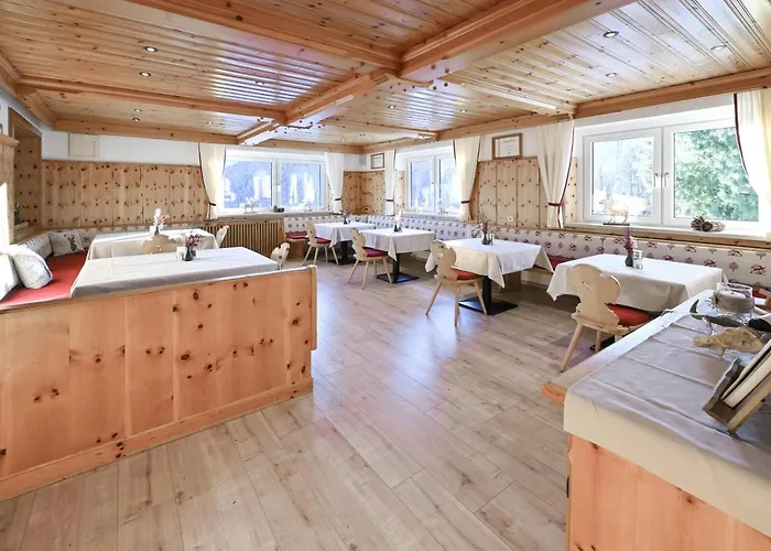 Hotel Hotel Sonnfeld 4*